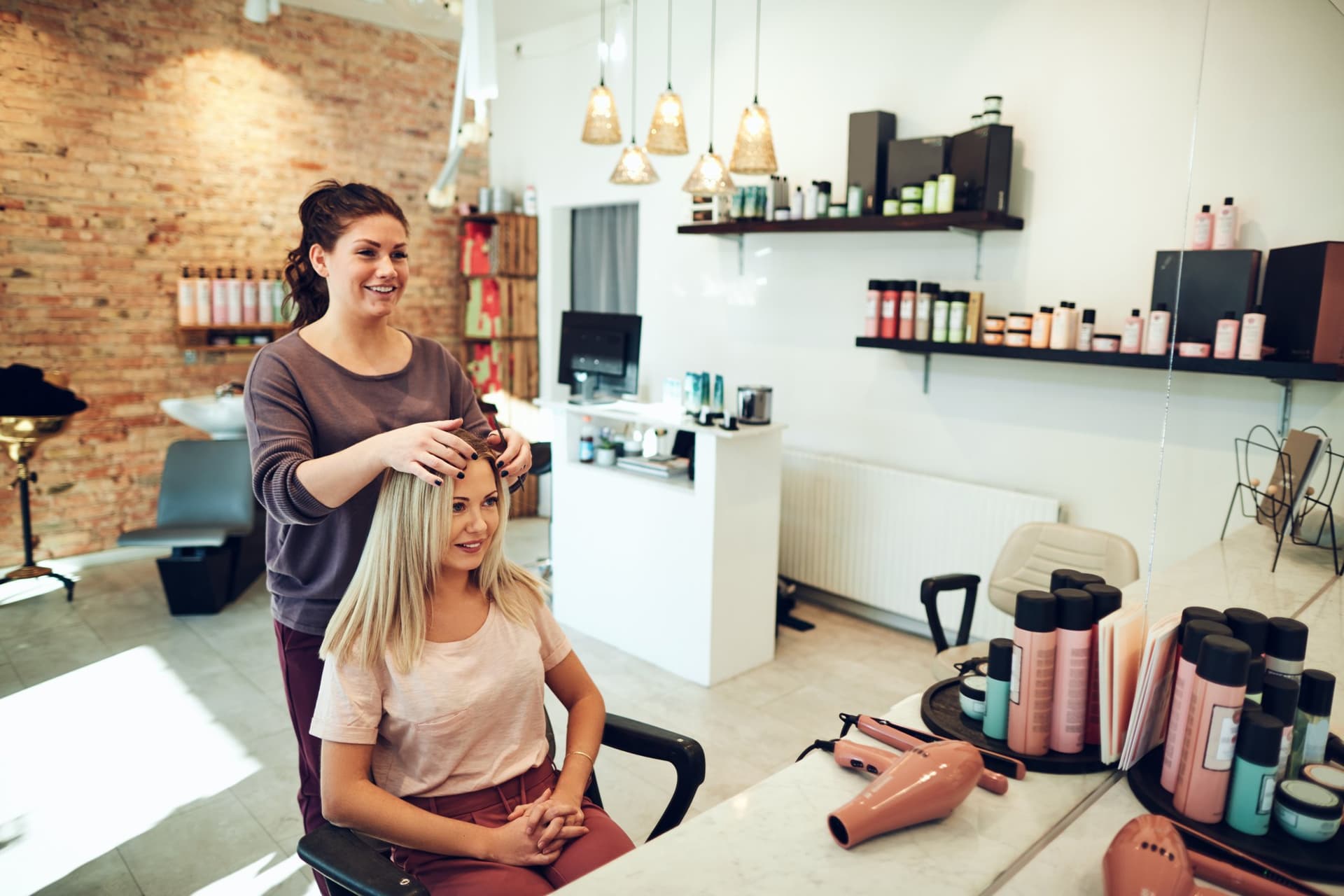 Einrichtung für Friseursalon – alles für Ihren Traumsalon